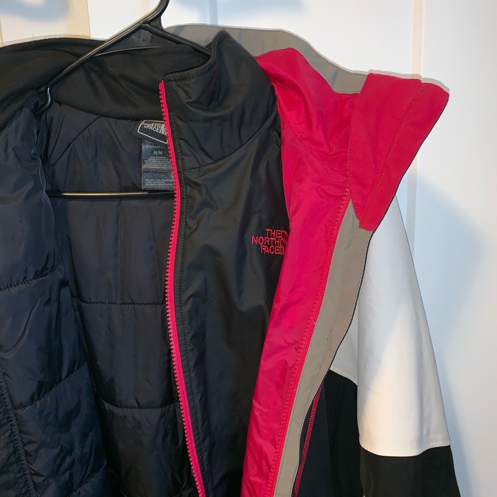The North Face Hyvent Winter Jacket - Picture 4 of 7